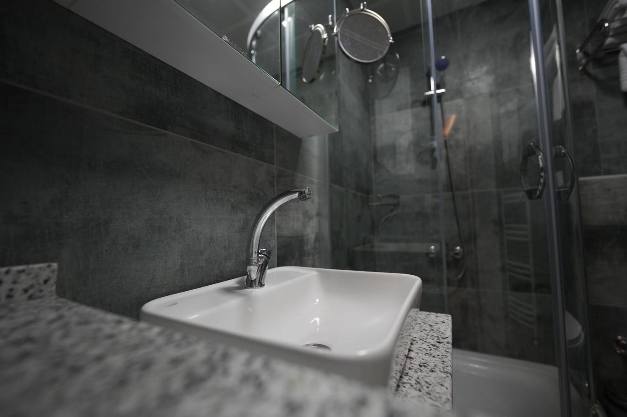 Marlen Hotel Bayrakli İzmir Luaran gambar